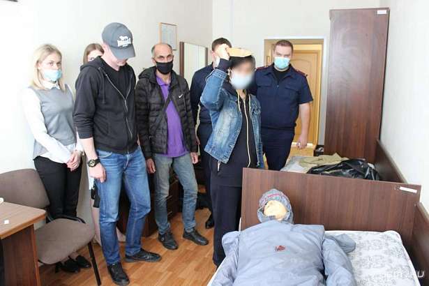 В Орле будут судить женщину, которая зарезала курсанта в общежитии школы милиции