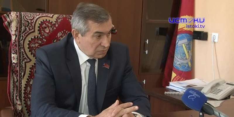 Москва отдала Орлу 20 автобусов и 13 троллейбусов: долго ли столичный транспорт будет ржаветь на стоянках