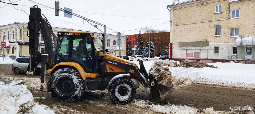 Орловские чиновники стали сказочниками и отчитываются об уборке улиц от снега, где коммунальных служб вовсе не было