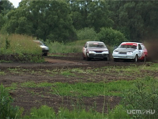 Адреналин и жажда скорости: в Орле прошел праздник автокросса  Адреналин и жажда скорости: в Орле прошел праздник автокросса
