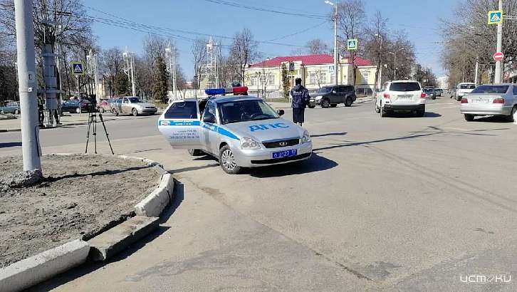 Способ скрыться от чужих глаз или дань моде? В Орле ГИБДД вышла в рейд по тонировке