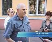 Куда уходят наши деньги? Жители дома №16 по пер. Почтовый не могут добиться от управляющей компании ремонта подъезда