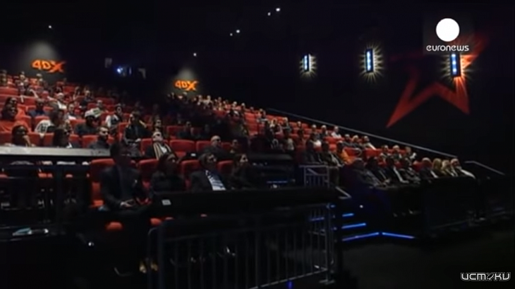 Традиционные кинозалы уходят в небытие