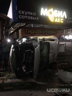 В Орле перевернулась “Ауди”