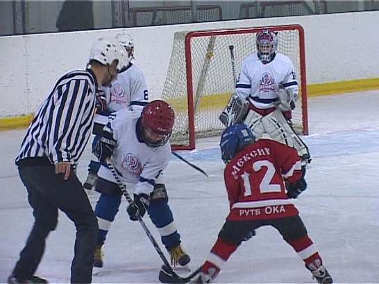 Юные хоккеисты обменялись победами