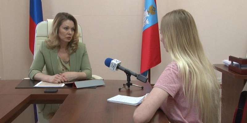 ЕГЭ-2020, новый учебный год и открытие детсадов — в программе «Интервью»