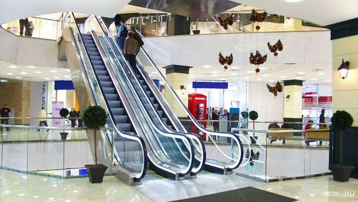 До 11 января орловских подростков без родителей не будут пускать в ТЦ