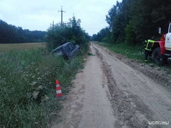 Под Болховом пьяный пенсионер без прав на «УАЗ» улетел в кювет
