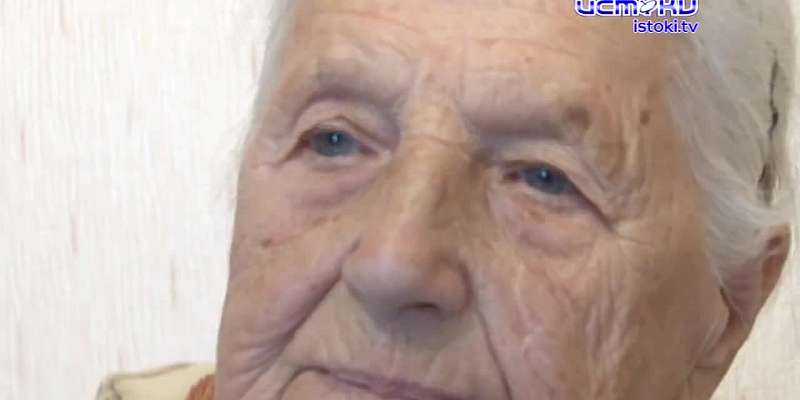 Легенде Железнодорожного района — 94! Как поздравили Искру Сидоренко орловские власти