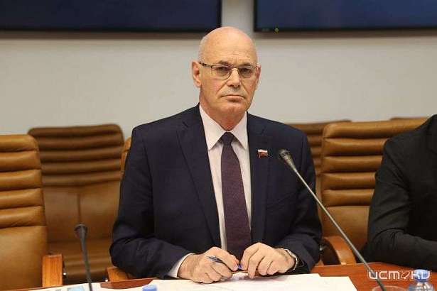 Орловский сенатор Круглый раскрыл проблемы сферы онкопомощи