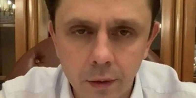 А. Клычков: "Что-то супруга активно давит на больное. Даже не знаю, что ей ответить"