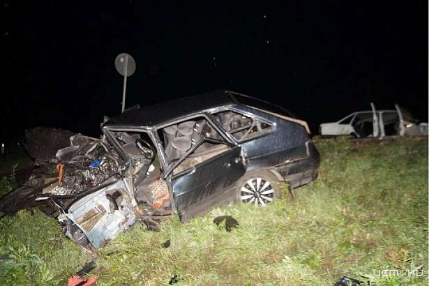 Под Орлом в аварии с тремя авто насмерть разбилась пассажирка ВАЗа