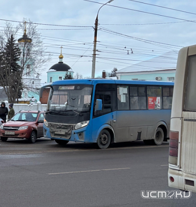 "Это Орел, детка". У платежного оператора сбой, водители маршруток устанавливают тарифы как хотят