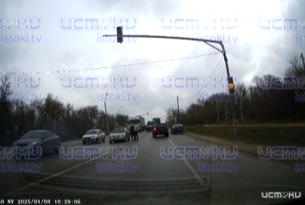 На федеральной трассе Орел-Брянск на перекрестке в д. Образцово опять авария На федеральной трассе Орел-Брянск на перекрестке в д. Образцово опять авария