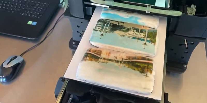 Картины на пряниках: советник губернатора поразился кромским инновациям