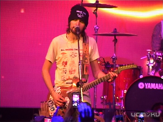 В Орле Noize MC выступил с новым альбомом «Неразбериха»