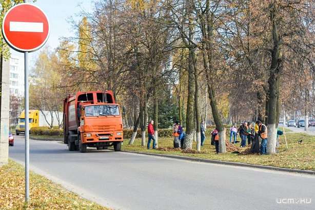 Администрация Орла ищет подрядчика для уборки 57 скверов и парков