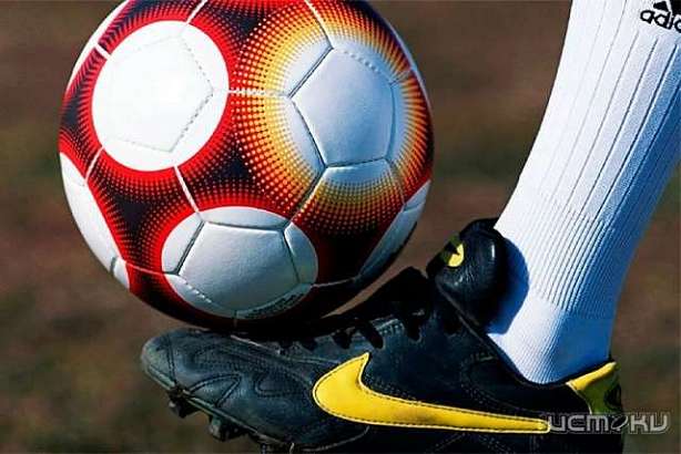 Орловские футболисты проведут последний домашний матч сезона