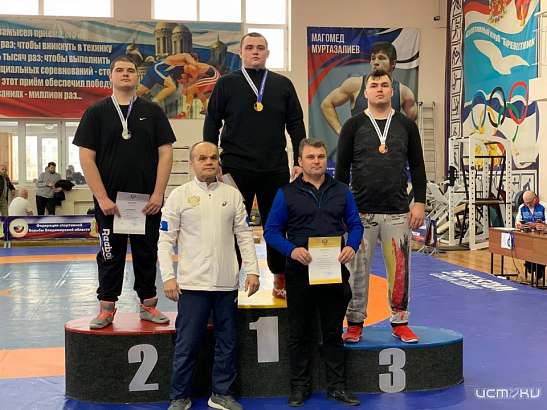 Первенство России по греко-римской борьбе принесло орловским спортсменам две медали разного достоинства