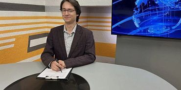 В Орле до конца августа работает выставка «Культура в лицах». В честь предстоящего Дня строителя в отделении Росреестра прошло интеллектуальное состязание.