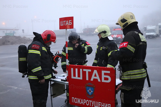 Орловские пожарные проведут учение по тушению пожара в торгово-развлекательном центре 