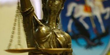 суд приговор В Орле адвоката и ее сообщницу осудили за попытку уничтожения улик