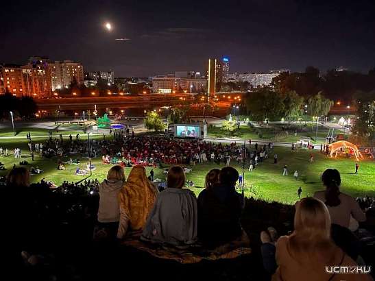 В Орле горожане массово посмотрели "Чебурашку" и "Иван Васильевич меняет профессию" 