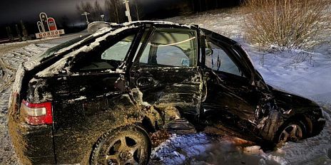 В Орловской области юный водитель выехал на встречку и врезался в иномарку