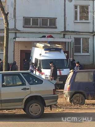 В Орле на козырьке одного из домов обнаружен труп женщины