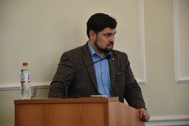 Начальник «Орелгосзаказчика» о разваливающихся дорогах: нужно будет выезжать и заново смотреть