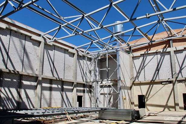 Подрядчик «Техспецкомплект», строящий школу на Зеленина в Орле, вступил в первую стадию банкротства