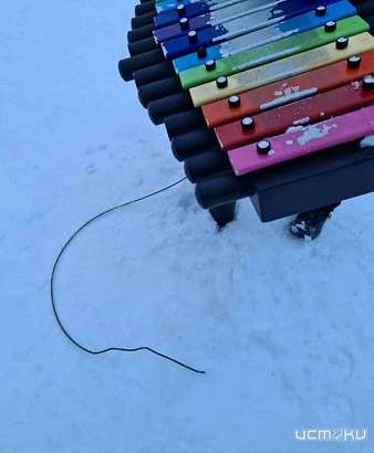 Глазами очевидцев: Детский парк снова пострадал от вандалов