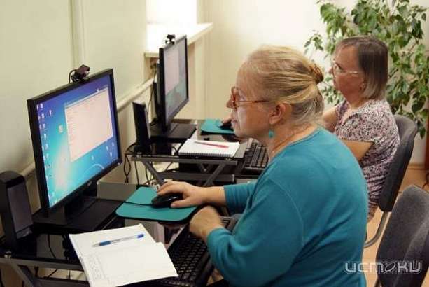 Орловские пенсионеры приглашаются на компьютерные курсы!