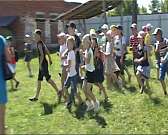 Видели только в фильмах: в Нарышкино кинологи показали ребятам, как четвероногие друзья ловят злодеев