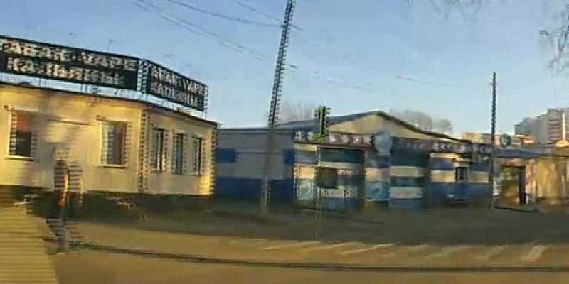 «Городской чудак». Орловчанин в морозное утро прогуливался по городу в одной футболке