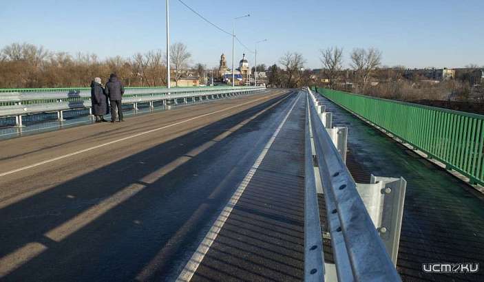 Во Мценске после длительного ремонта открыли мост через реку Зушу