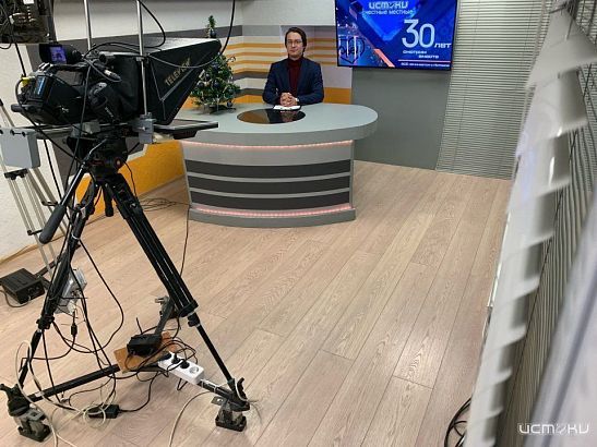 Поговорим о ситуации со снежными завалами и вспомним, как отмечали Старый Новый год несколько лет назад - все это в «Оперативном эфире»