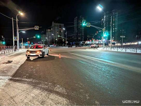 В Орле «Toyota Corolla» на пешеходном переходе сбила пенсионерку