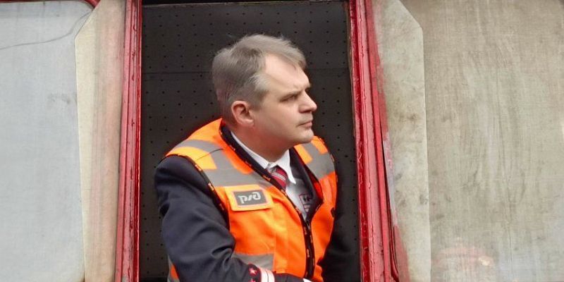 Количество машинистов и помощников машинистов локомотивов на МЖД выросло почти на 2%