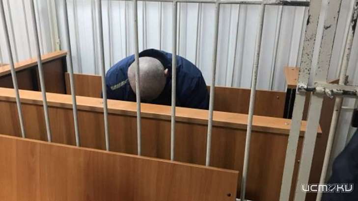 В Орле осудили мужчину за разбойное нападение на администратора мотеля В Орле осудили мужчину за разбойное нападение на администратора мотеля