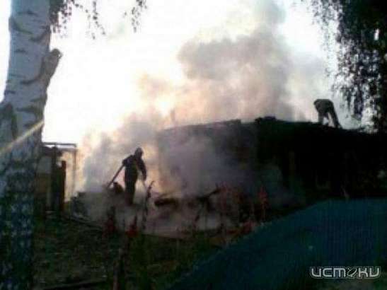 В Орловском районе полностью сгорел жилой дом