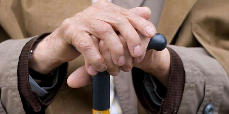 На Орловщине соседи спасли пенсионера от пьяного рецидивиста