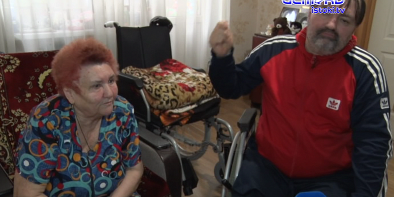 Как дальше быть - не знаем! В нашу редакцию, за помощью, обратились мать и сын