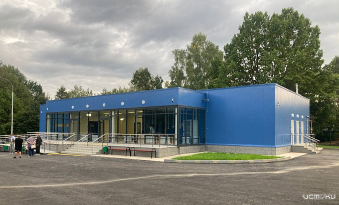 В Орле завершается строительство физкультурно-оздоровительного комплекса по ул. Рощинской 