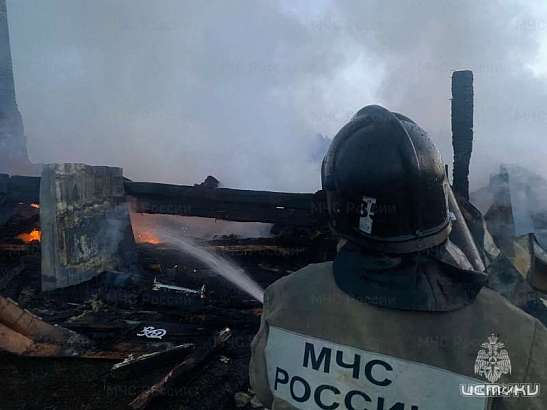 Мценская квартира на Машиностроителей загорелась прошедшей ночью