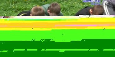 Шахматы в лесу.