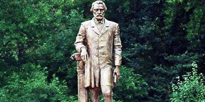 Вслед за Орлом случай вандализма с участием подростков зафиксирован во Мценске