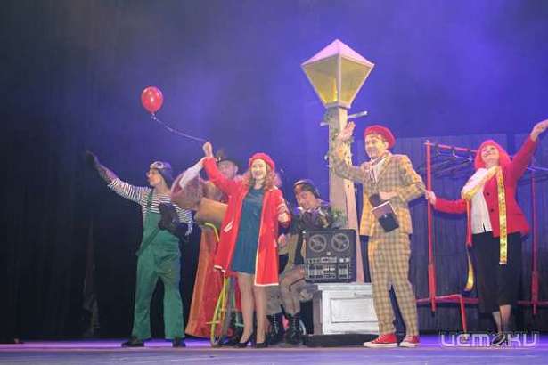 В Орле торжественно открыли Год театра