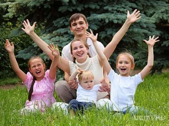 В 2014 году многодетным семьям выделят более 800 участков земли В 2014 году многодетным семьям выделят более 800 участков земли