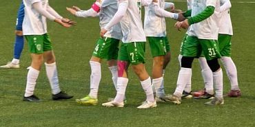 ФК "Орел" одержал сразу 2 победы за один день, а также подписал нового игрока